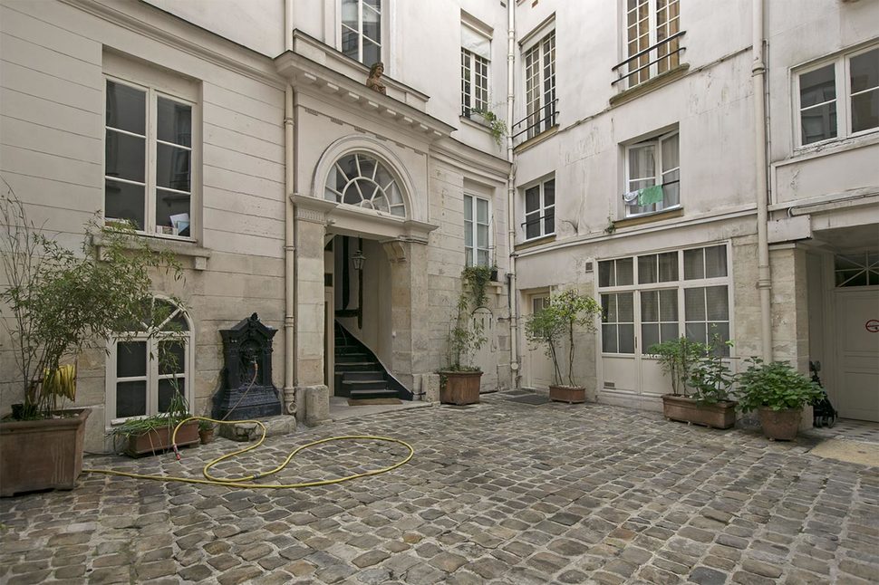 cour