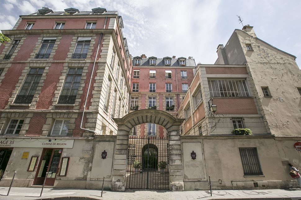 facade