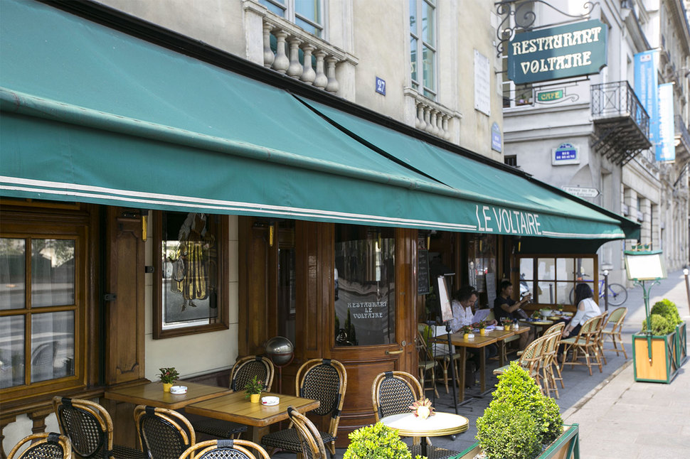 cafe-le-voltaire