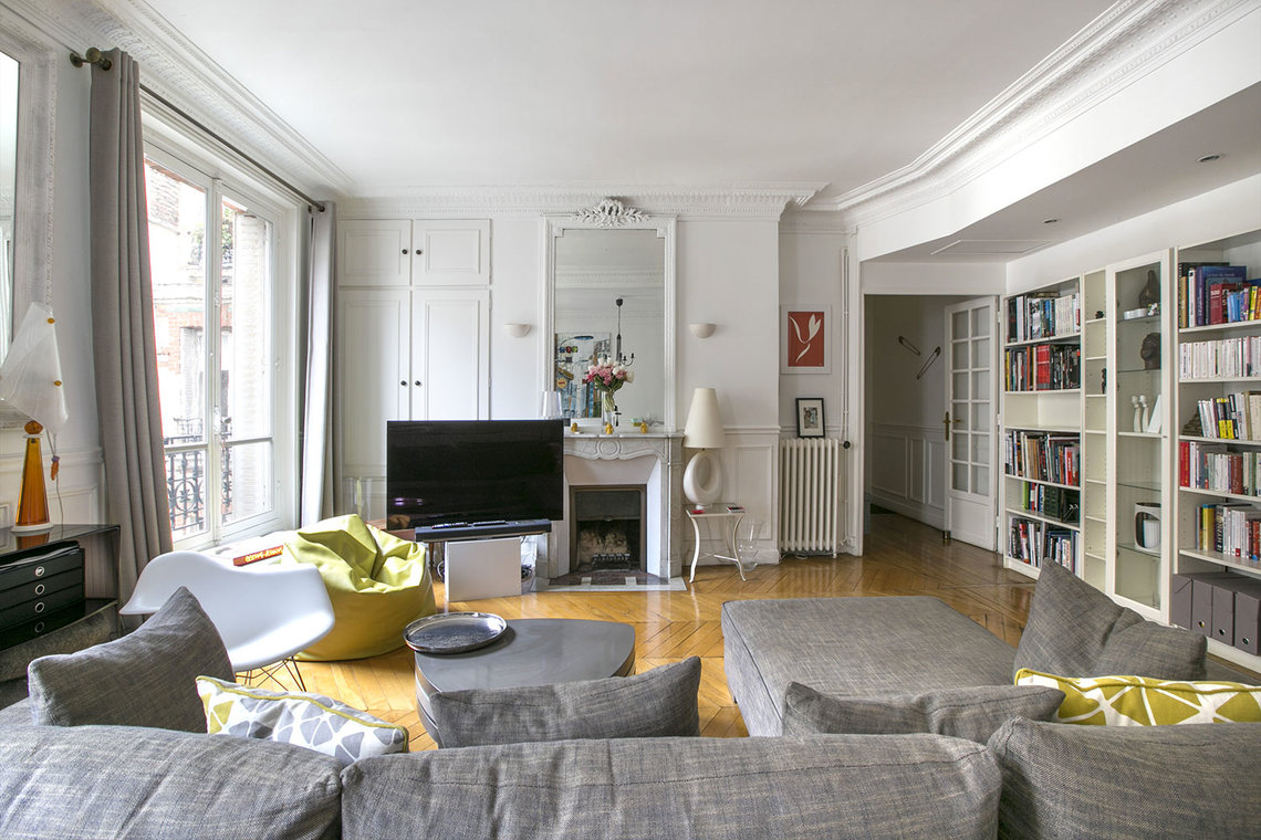 Furnished Apartment for rent rue Beautreillis, Paris | Ref 13400