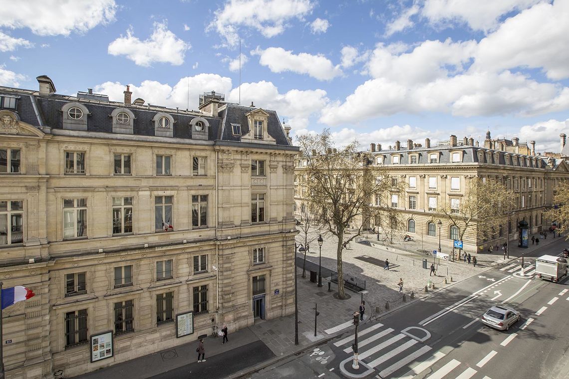 Furnished Apartment for rent rue de Rivoli, Paris | Ref 16359