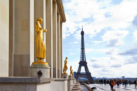 trocadero-2