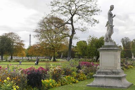 tuileries-statue