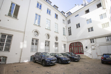 cour