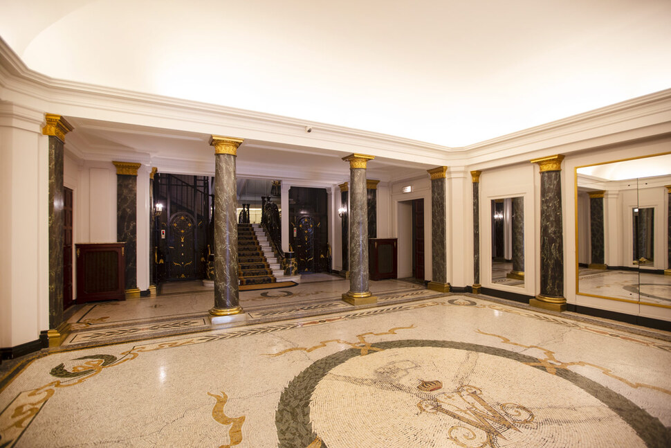 hall