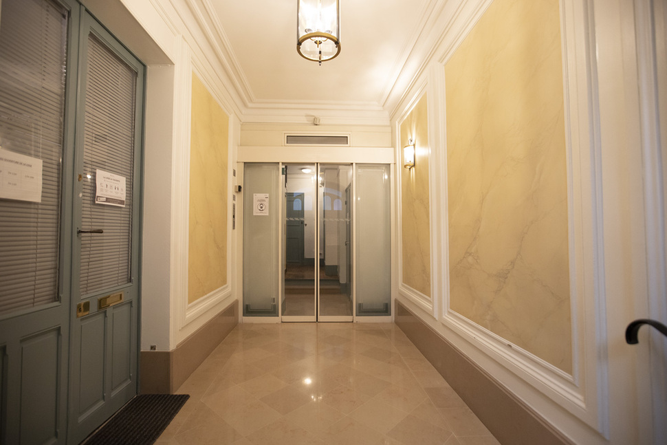 hall1