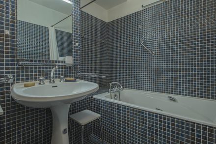 bain