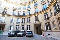 cour