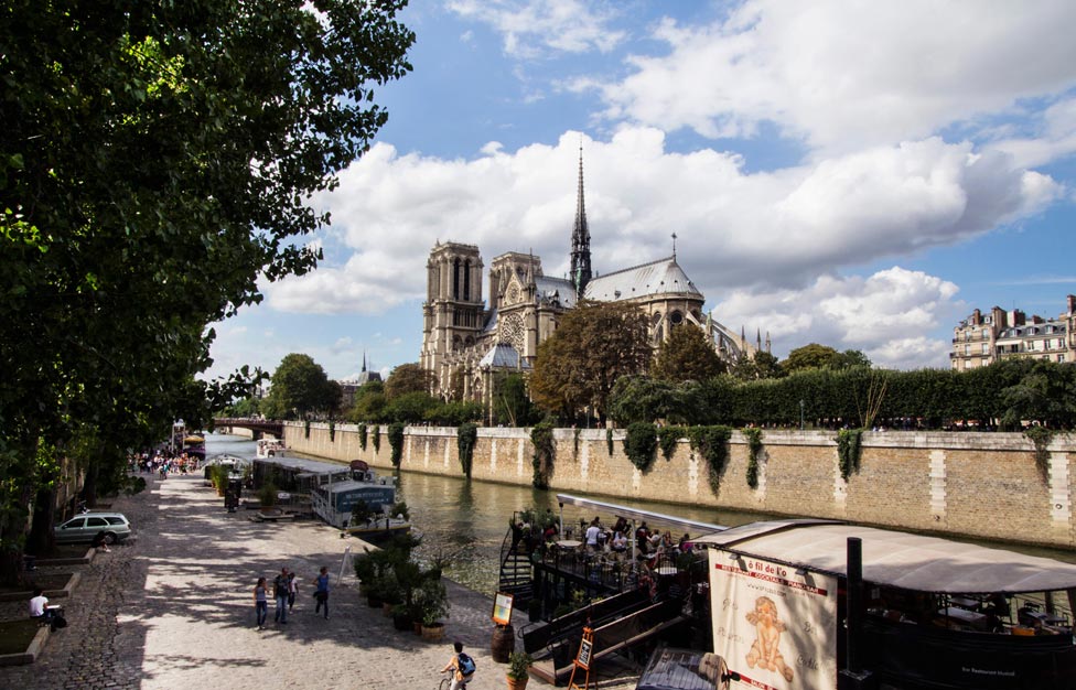 Furnished apartment neighborhood Saint Michel in Paris